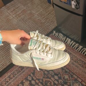 reebok club c vintage green size 8.5 womens (39 eu). lightly worn no box.